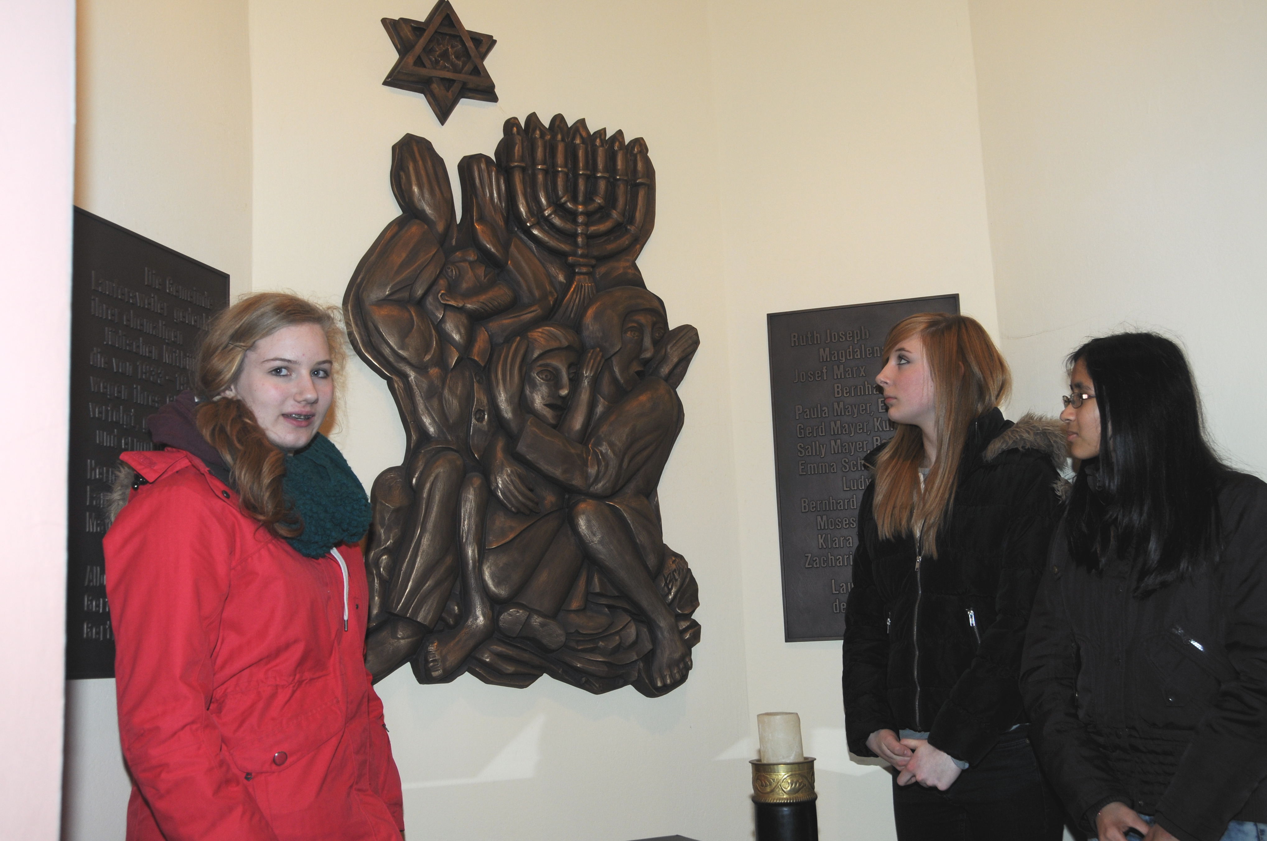 Relief des Künstlers Karlheinz Brust