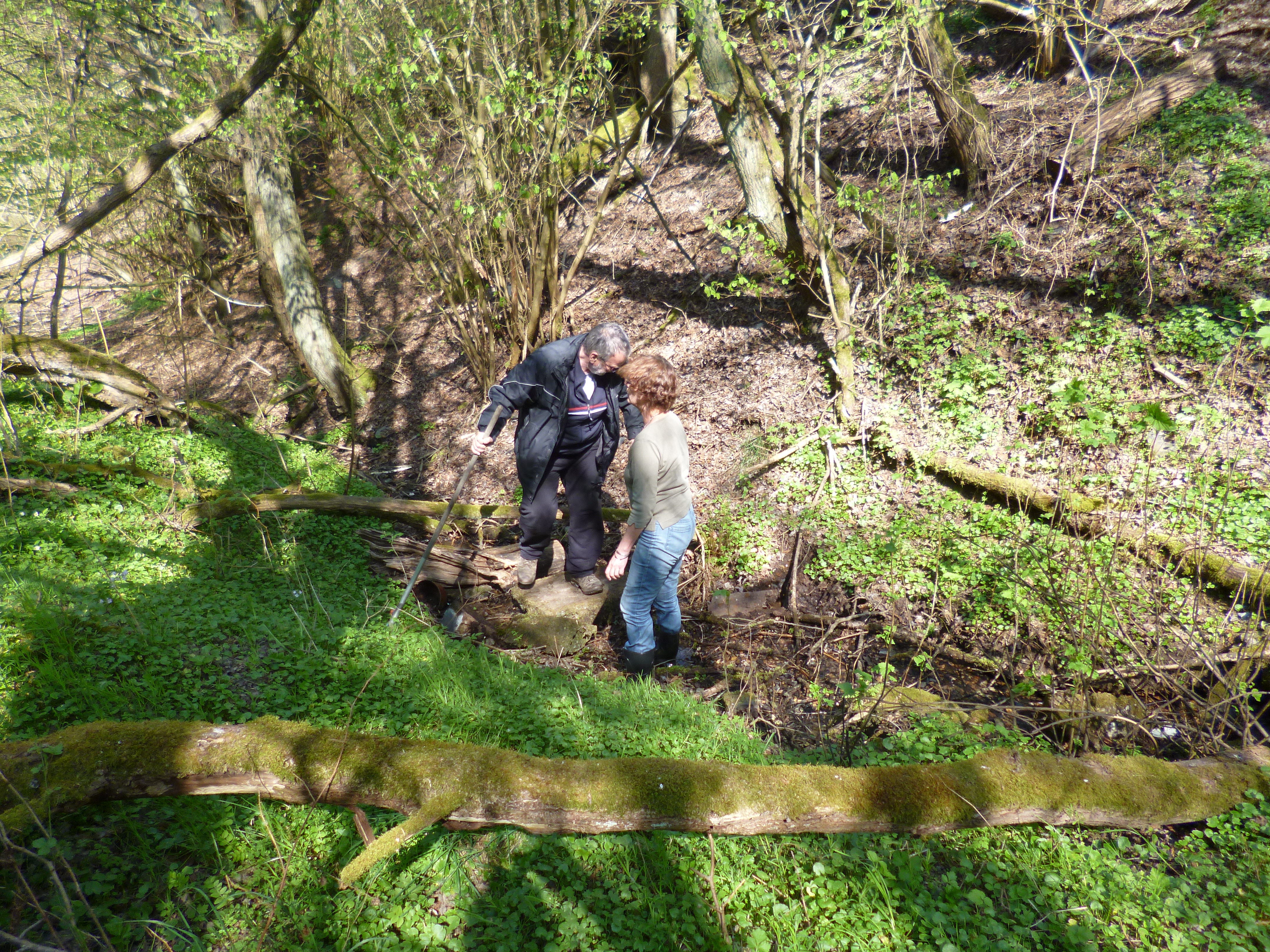Jüdische Grabsteine im Idarbach?