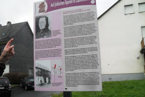 Weg der Erinnerung, Station 2: Überfall des Schinderhannes auf den jüdischen Händler Isaac Moyses